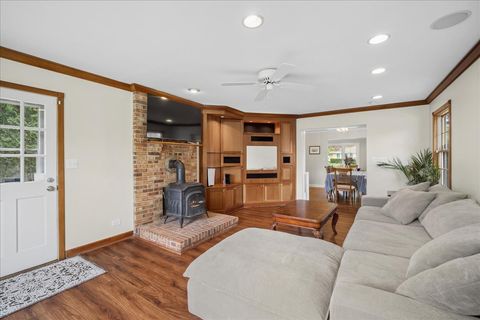 Tiny photo for 1317 Knollwood Road, Deerfield, IL 60015 (MLS # 12635853)