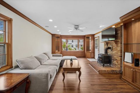 Tiny photo for 1317 Knollwood Road, Deerfield, IL 60015 (MLS # 12635853)