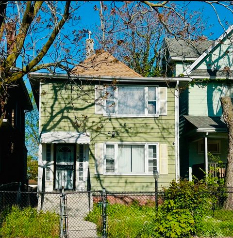Photo of 19 S Waller Avenue, Chicago, IL 60644 (MLS # 12490730)