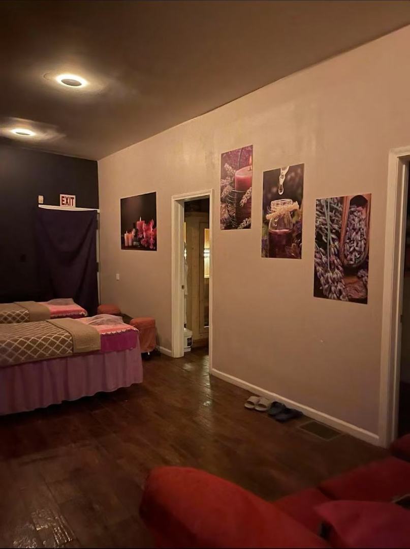 3635 S HALSTED Street