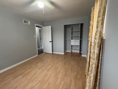 Tiny photo for 1621 Clay Court #House, Melrose Park, IL 60160 (MLS # 12774586)