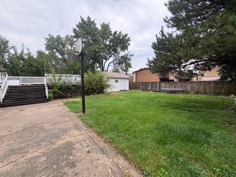 Tiny photo for 1621 Clay Court #House, Melrose Park, IL 60160 (MLS # 12774586)