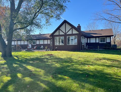 A home in Maple Park