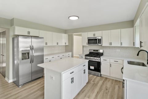 Tiny photo for 731 Roaring Brook Lane, Algonquin, IL 60102 (MLS # 12687622)