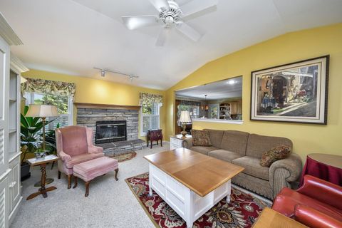 Tiny photo for 2054 Kingsmill Court, Yorkville, IL 60560 (MLS # 12446895)