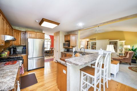 Tiny photo for 2054 Kingsmill Court, Yorkville, IL 60560 (MLS # 12446895)