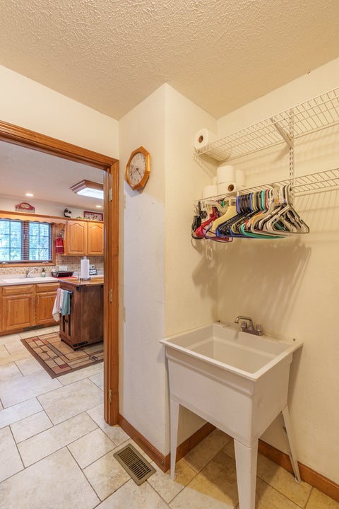 Tiny photo for 15558 E Country Meadow Road, Mt Vernon, IL 62864 (MLS # 12730392)