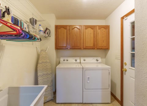 Tiny photo for 15558 E Country Meadow Road, Mt Vernon, IL 62864 (MLS # 12730392)