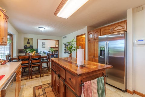 Tiny photo for 15558 E Country Meadow Road, Mt Vernon, IL 62864 (MLS # 12730392)