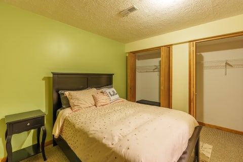 Tiny photo for 15558 E Country Meadow Road, Mt Vernon, IL 62864 (MLS # 12730392)