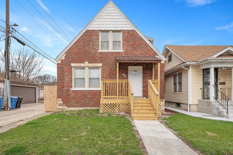 Photo of 10644 S Eggleston Avenue, Chicago, IL 60628 (MLS # 12609462)