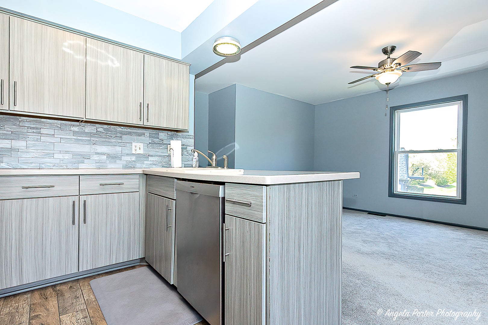 1402 Inverrary Lane 1402