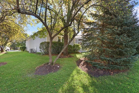 Tiny photo for 3177 N Southern Hills Drive, Wadsworth, IL 60083 (MLS # 12769839)