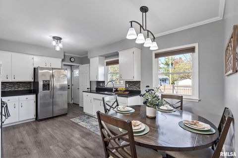 Tiny photo for 60 PARKLANE Circle, Bettendorf, IA 52722 (MLS # QC4269386)