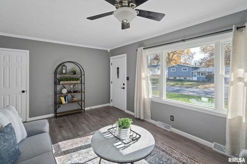 Tiny photo for 60 PARKLANE Circle, Bettendorf, IA 52722 (MLS # QC4269386)