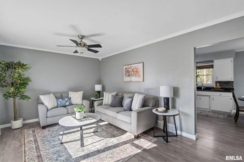 Tiny photo for 60 PARKLANE Circle, Bettendorf, IA 52722 (MLS # QC4269386)