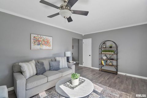 Tiny photo for 60 PARKLANE Circle, Bettendorf, IA 52722 (MLS # QC4269386)