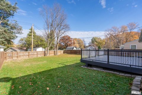 Tiny photo for 60 PARKLANE Circle, Bettendorf, IA 52722 (MLS # QC4269386)