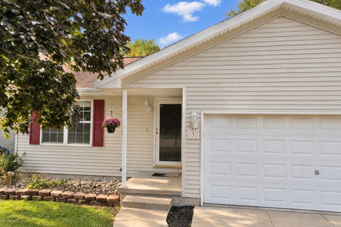 Tiny photo for 3 Nicole Court, Bloomington, IL 61701 (MLS # 12759312)