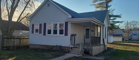 Photo of 122 Fayette Street, Clinton, IA 52372 (MLS # 12546670)