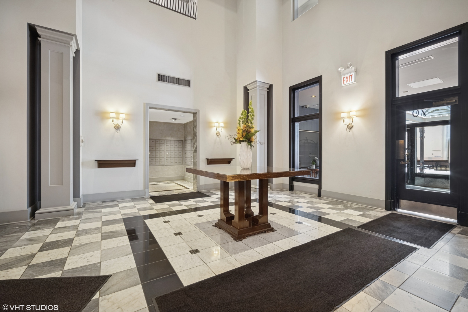 70 W Huron Street 606