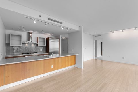 Tiny photo for 340 E RANDOLPH Street #2905, Chicago, IL 60601 (MLS # 12597658)