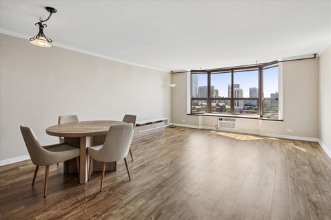 Tiny photo for 901 S PLYMOUTH Court #1101, Chicago, IL 60605 (MLS # 12732421)