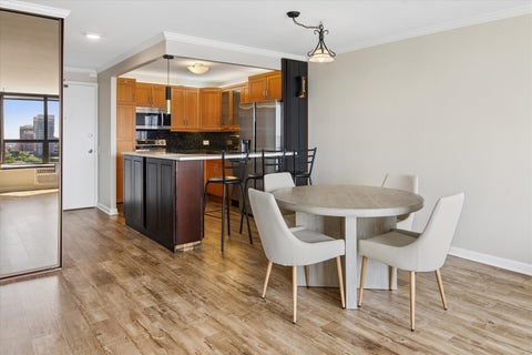 Tiny photo for 901 S PLYMOUTH Court #1101, Chicago, IL 60605 (MLS # 12732421)