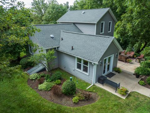 Tiny photo for 4608 Alden Road, Woodstock, IL 60098 (MLS # 12449357)