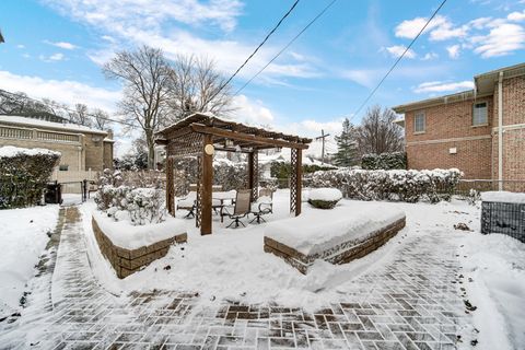 Tiny photo for 5156 FARWELL Avenue, Skokie, IL 60077 (MLS # 12526177)