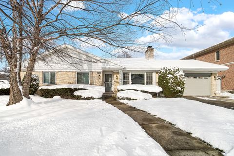 Tiny photo for 5156 FARWELL Avenue, Skokie, IL 60077 (MLS # 12526177)