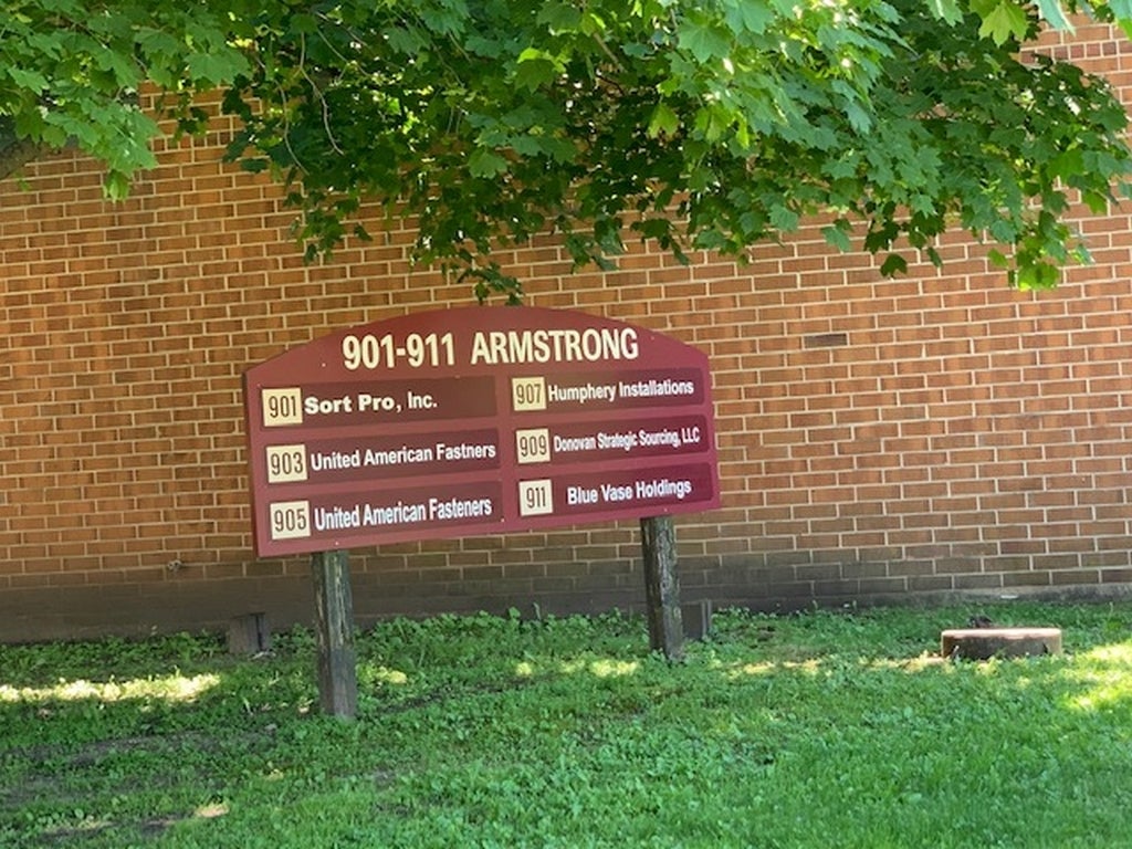 911 Armstrong Street