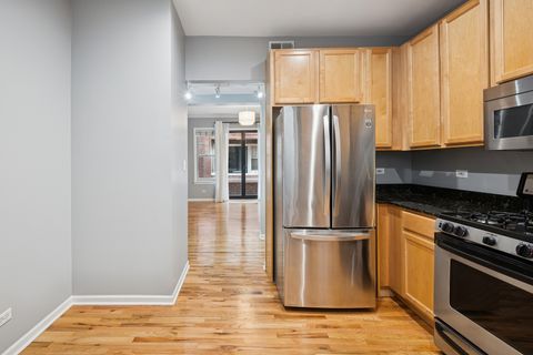 Tiny photo for 958 W Cuyler Avenue #2N, Chicago, IL 60613 (MLS # 12501836)