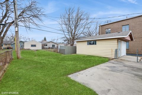 A home in Oak Lawn