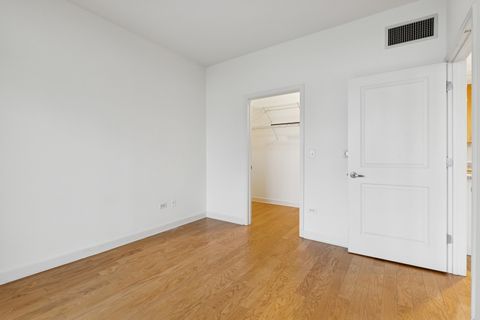 Tiny photo for 1400 S Michigan Avenue #1708, Chicago, IL 60605 (MLS # 12519118)