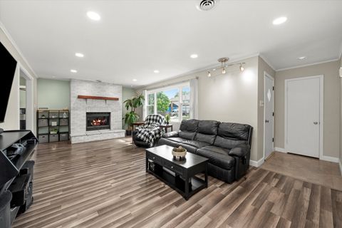 Tiny photo for 5730 110th Street, Chicago Ridge, IL 60415 (MLS # 12482103)