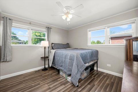 Tiny photo for 5730 110th Street, Chicago Ridge, IL 60415 (MLS # 12482103)