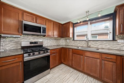 Tiny photo for 5730 110th Street, Chicago Ridge, IL 60415 (MLS # 12482103)