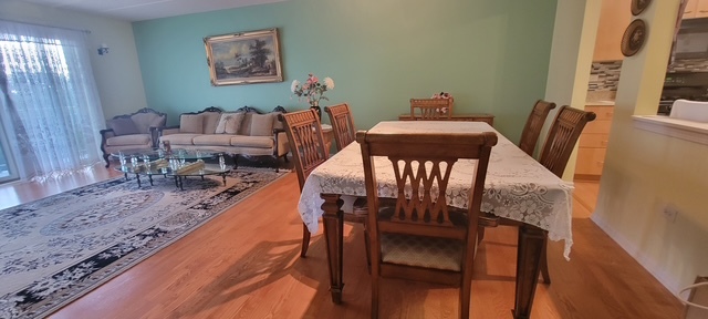 6815 N Milwaukee Avenue 604