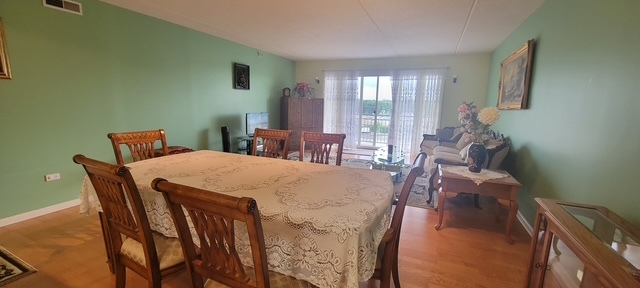 6815 N Milwaukee Avenue 604