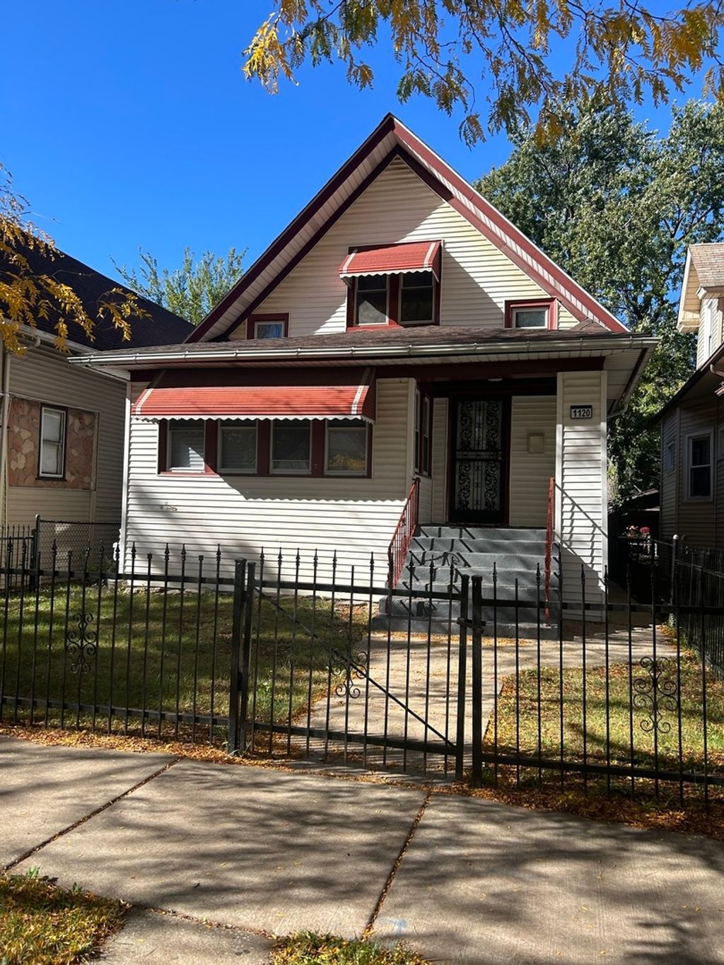 Photo for 1120 N Lockwood Avenue, Chicago, IL 60651 (MLS # 12499971)