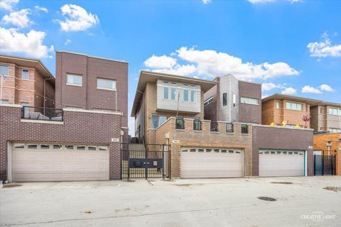 Tiny photo for 3140 S Stewart Avenue, Chicago, IL 60616 (MLS # 12618368)