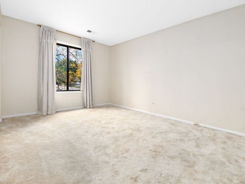 Tiny photo for 932 E Coach Road #8, Palatine, IL 60074 (MLS # 12501729)