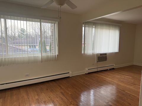 Tiny photo for 77 W Central Avenue #108, Roselle, IL 60172 (MLS # 12610580)