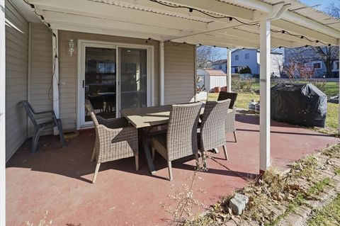 Tiny photo for 155 Surrey Drive, Carol Stream, IL 60188 (MLS # 12587518)