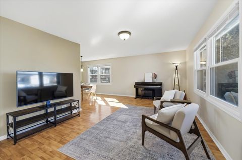 Tiny photo for 155 Surrey Drive, Carol Stream, IL 60188 (MLS # 12587518)