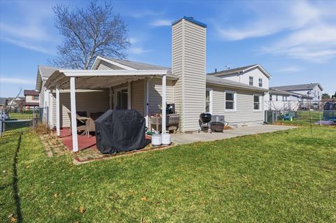 Tiny photo for 155 Surrey Drive, Carol Stream, IL 60188 (MLS # 12587518)
