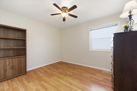 Tiny photo for 155 Surrey Drive, Carol Stream, IL 60188 (MLS # 12587518)