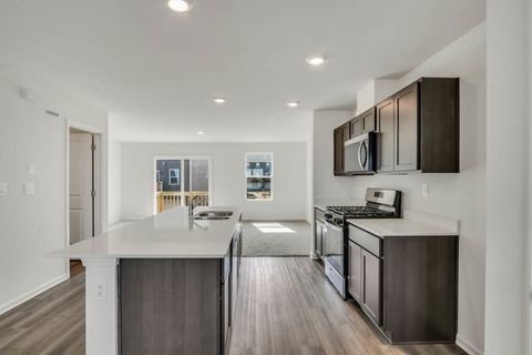 Tiny photo for 440 lakeshore Court, St. Charles, IL 60174 (MLS # 12487815)