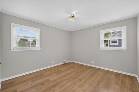 Tiny photo for 639 N Edgewood Avenue, Lombard, IL 60148 (MLS # 12732752)